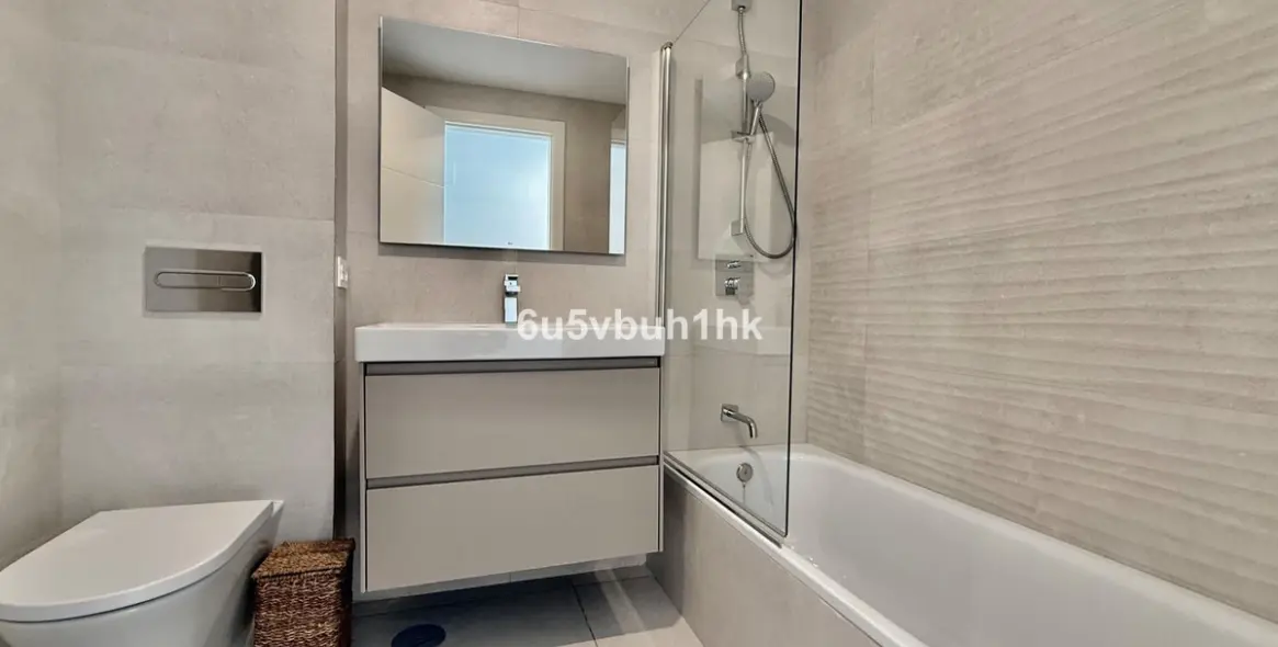 Продажа апартаментов на первом этаже в Elviria 9