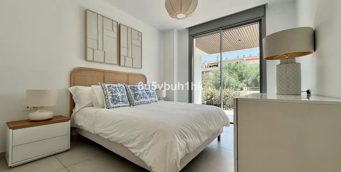 Продажа апартаментов на первом этаже в Elviria 10