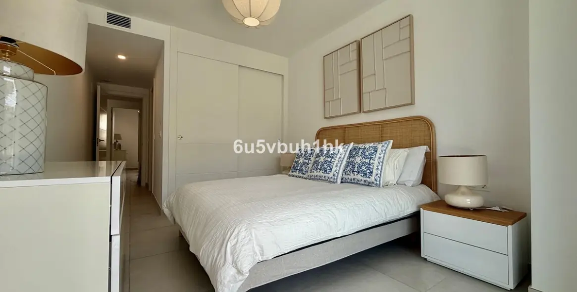 Продажа апартаментов на первом этаже в Elviria 11