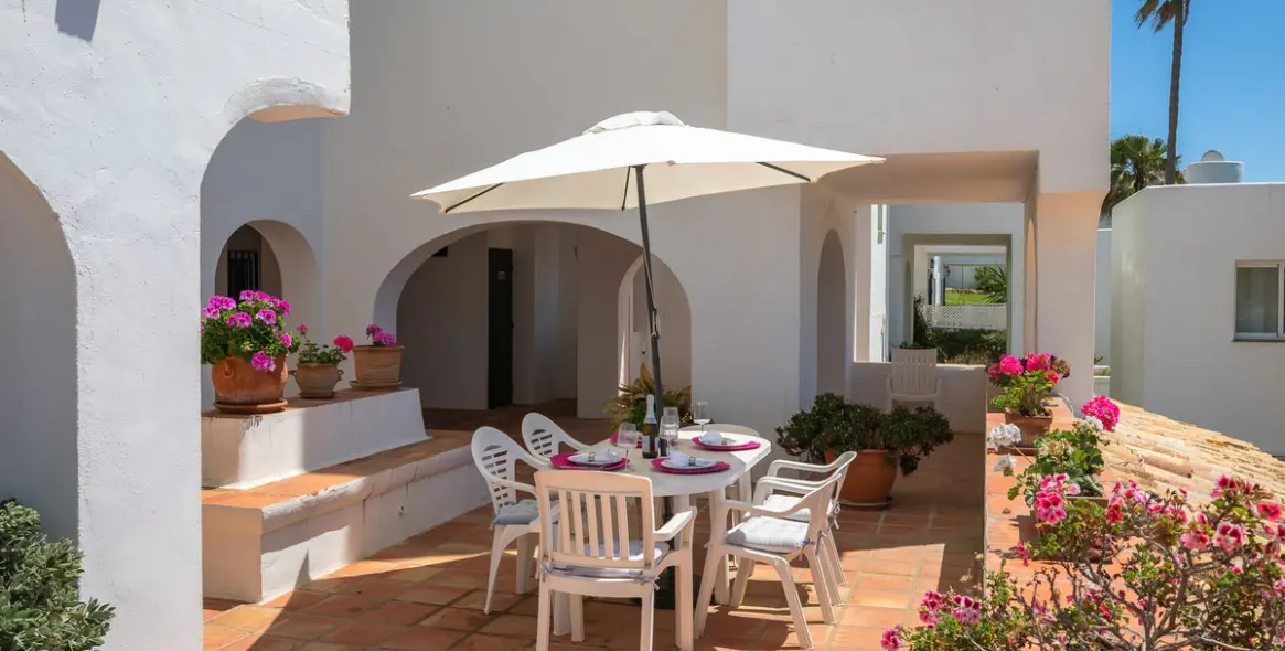 Sale of ground floor apartment in Riviera del Sol 1