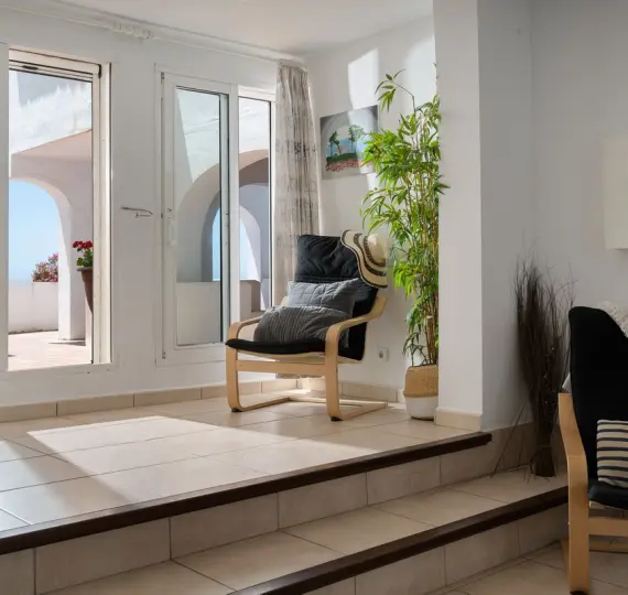 Sale of ground floor apartment in Riviera del Sol