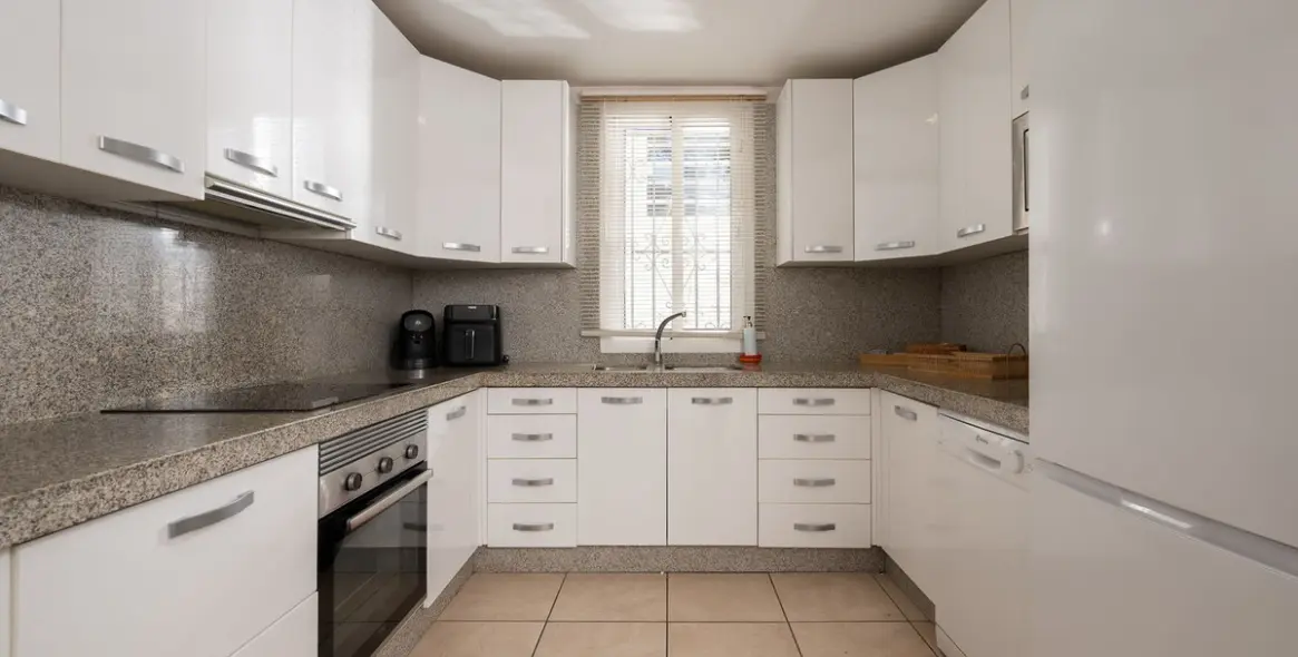 Sale of ground floor apartment in Riviera del Sol 16