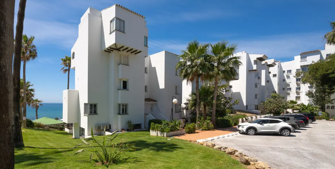 Sale of ground floor apartment in Riviera del Sol 22