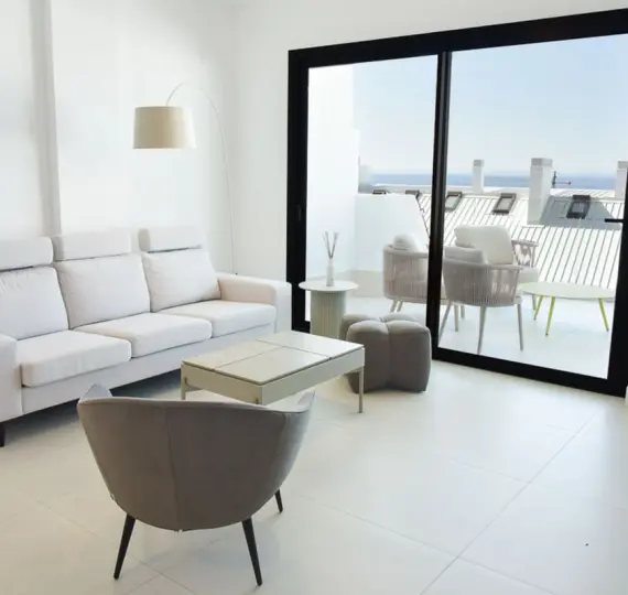 Продажа апартаментов на среднем этаже в Fuengirola