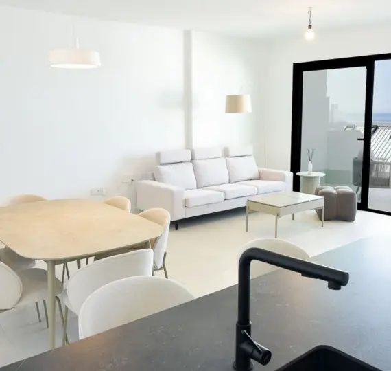 Продажа апартаментов на среднем этаже в Fuengirola