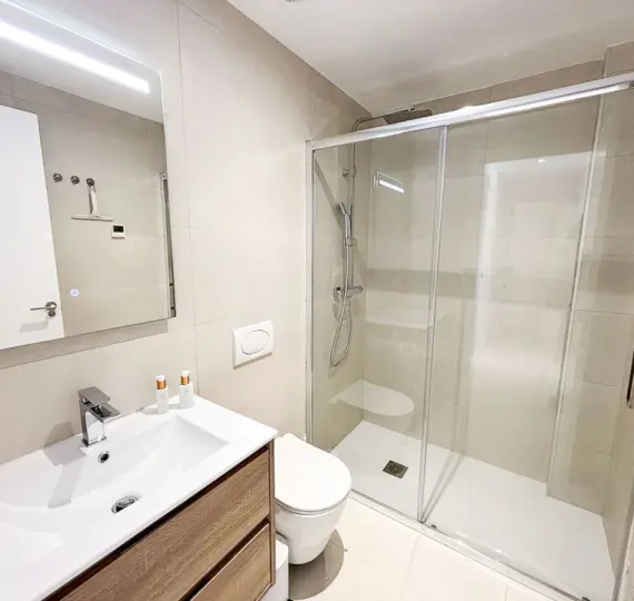 Продажа апартаментов на среднем этаже в Fuengirola