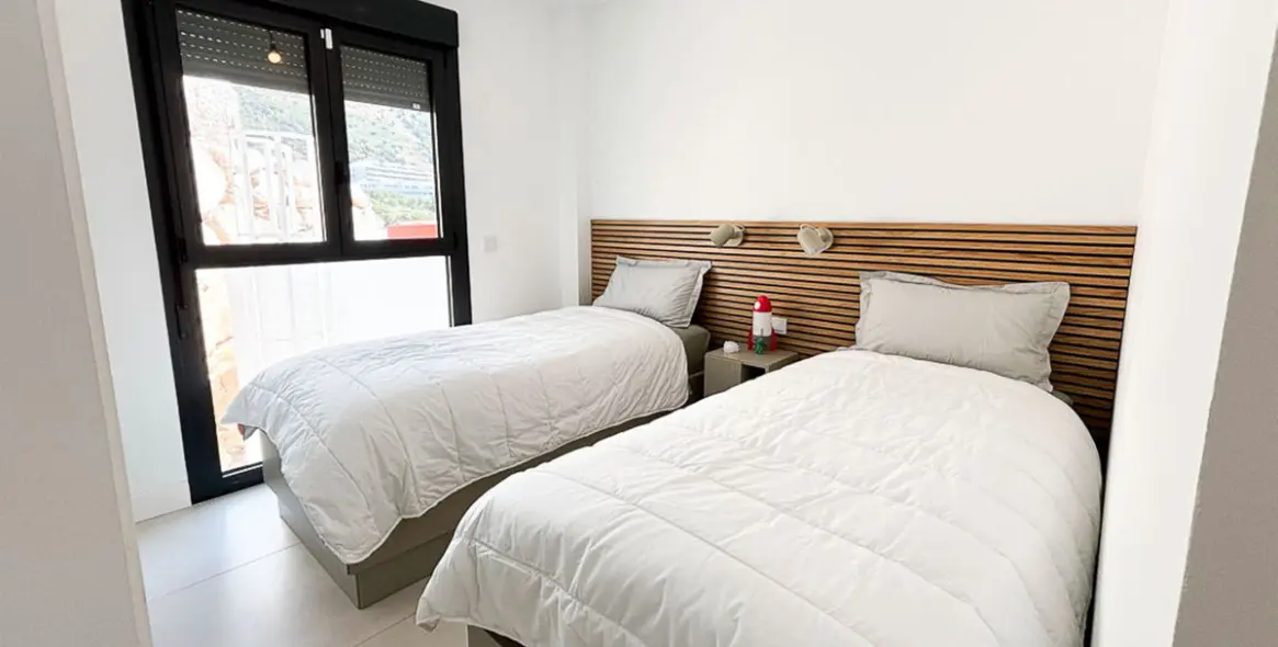 Venta de apartamento en planta media en Fuengirola 10