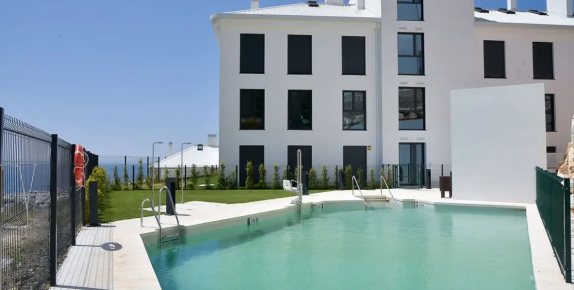 Venta de apartamento en planta media en Fuengirola 17