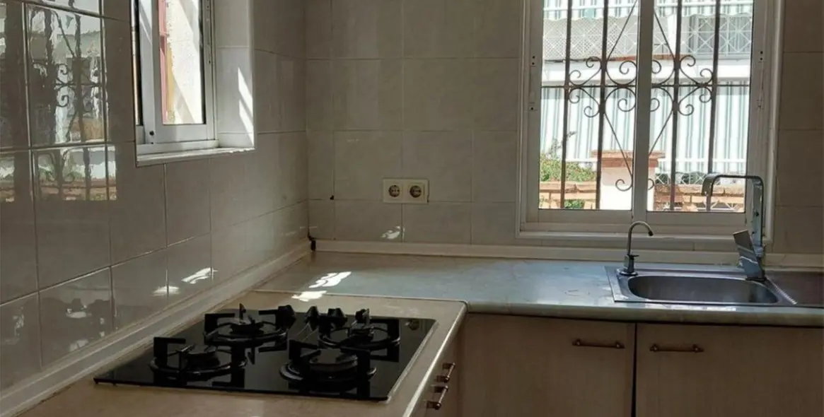 Продажа дома на две семьи в Calahonda 9