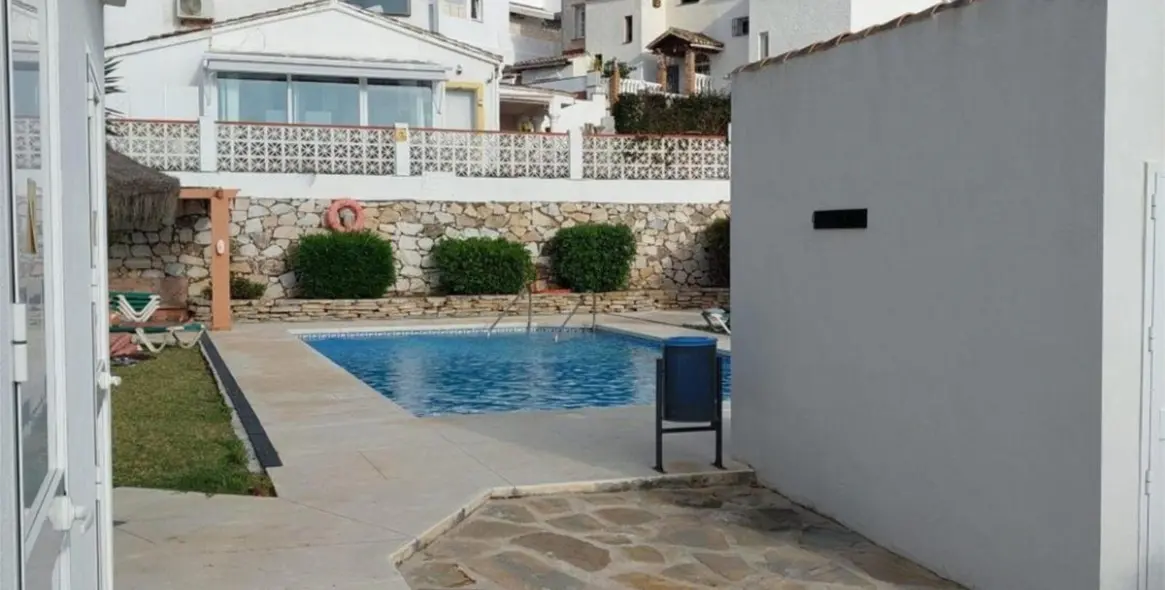 Venta de casa pareada en Calahonda 22