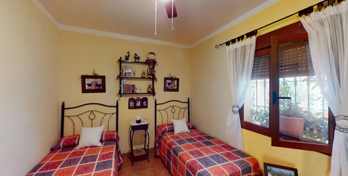 Продажа  отдельно стоящей виллы в Vélez-Málaga 14