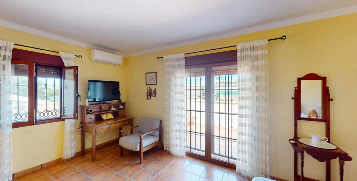 Продажа  отдельно стоящей виллы в Vélez-Málaga 20