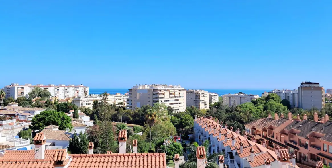 Продажа дома на две семьи в Benalmadena 10
