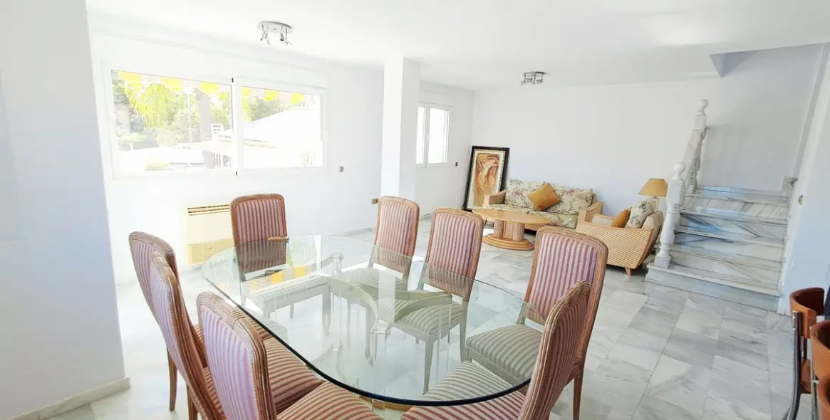 Продажа дома на две семьи в Benalmadena 11