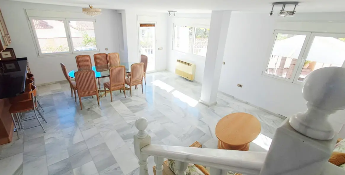 Продажа дома на две семьи в Benalmadena 13