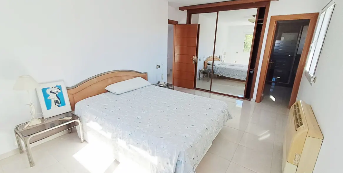 Продажа дома на две семьи в Benalmadena 20