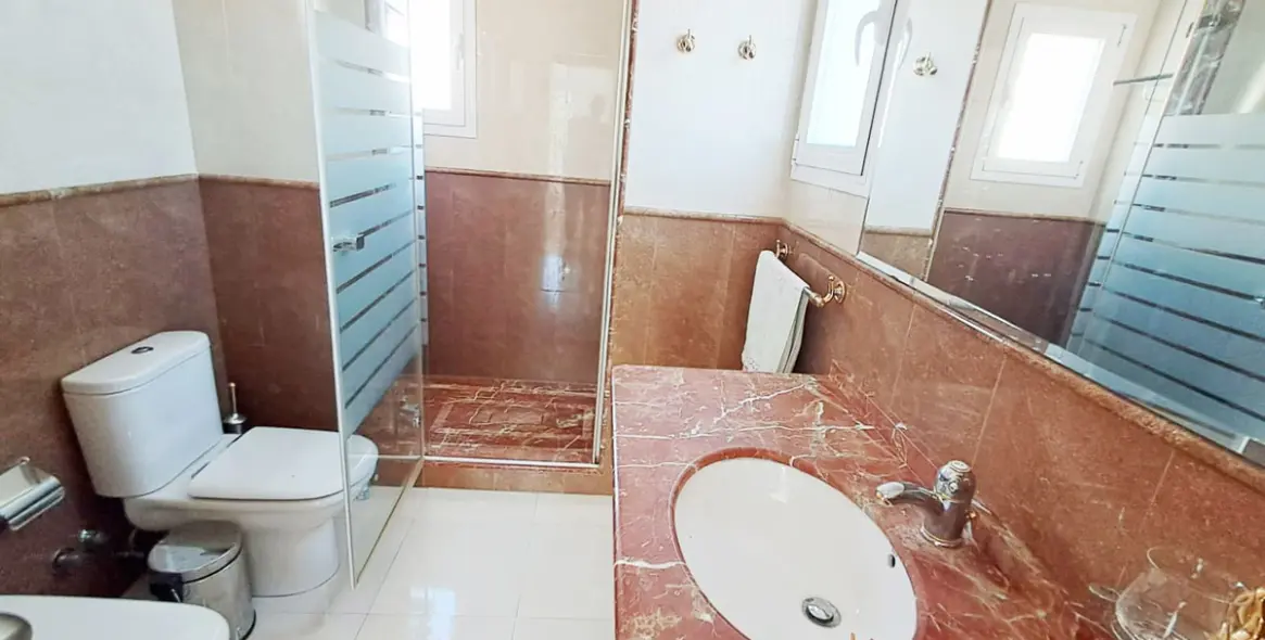 Sale of semi-detached house in Benalmadena 24