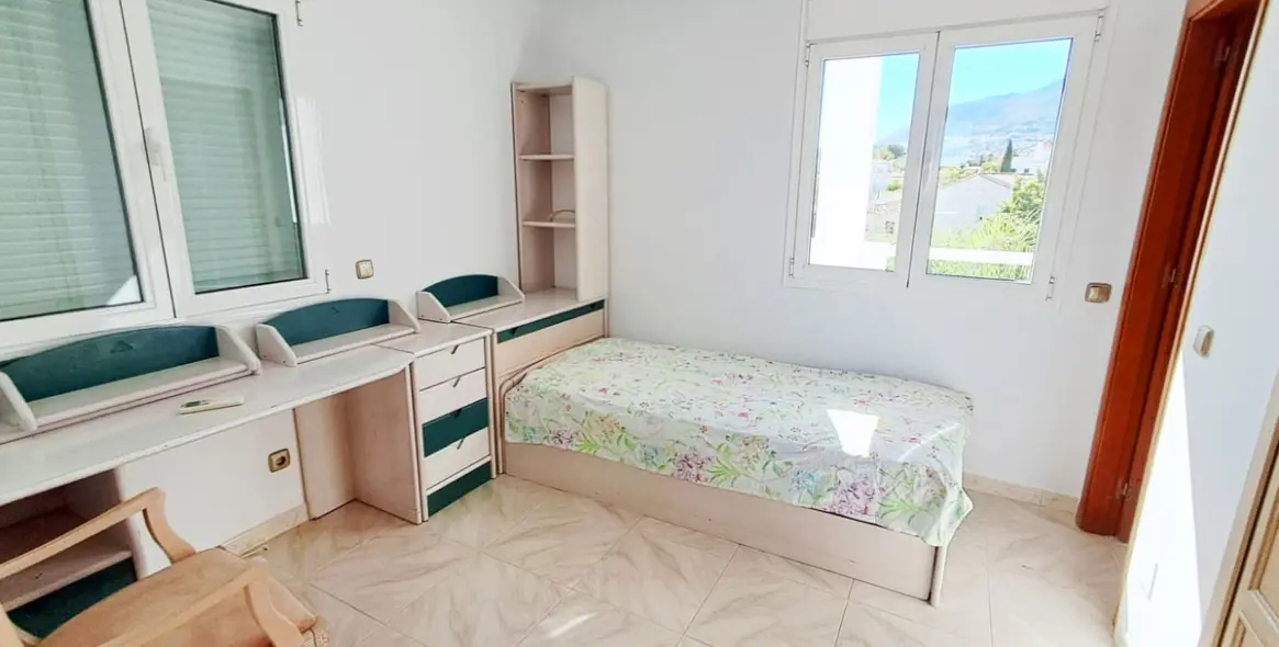 Sale of semi-detached house in Benalmadena 28