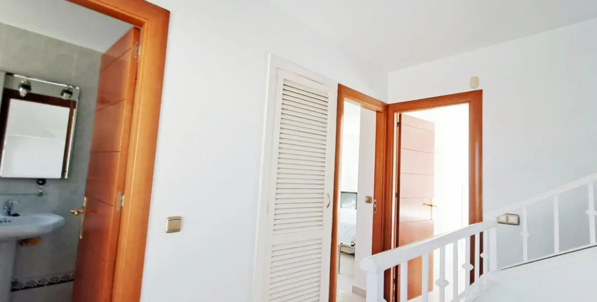 Sale of semi-detached house in Benalmadena 36