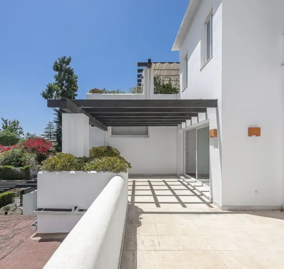 Sale of penthouse in Río Real