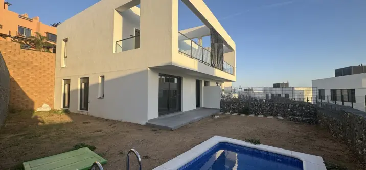 Sale of townhouse in Riviera del Sol 0