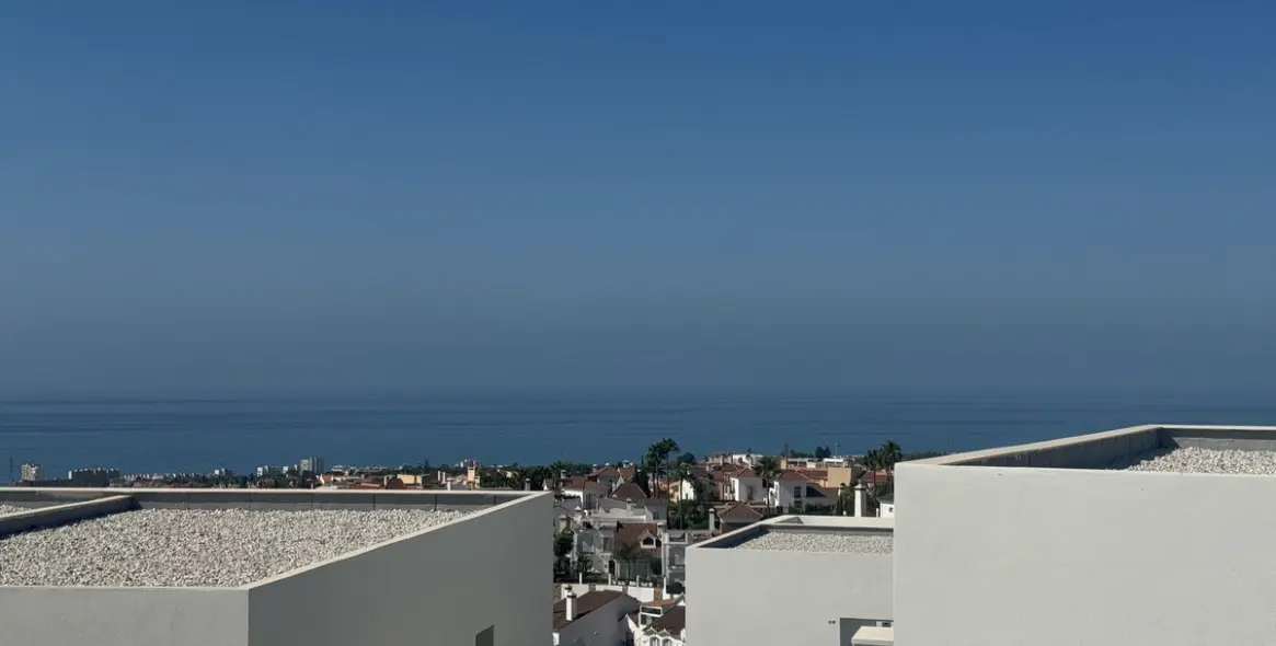 Sale of townhouse in Riviera del Sol 3