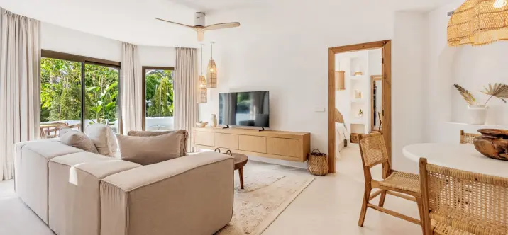 Продажа апартаментов на первом этаже в Elviria 4