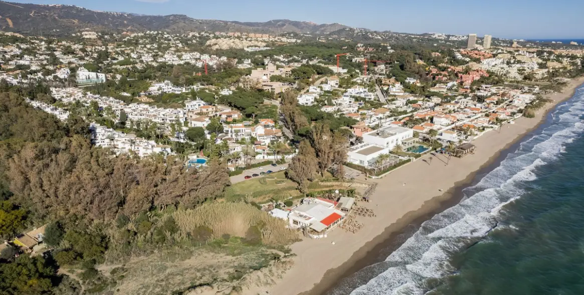 Продажа апартаментов на первом этаже в Elviria 16