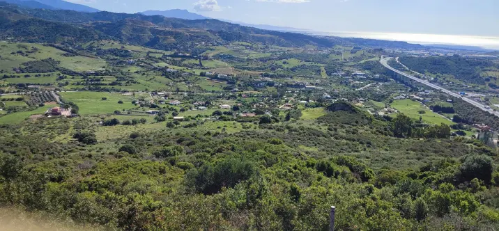 Venta de parcela residencial en Estepona 2