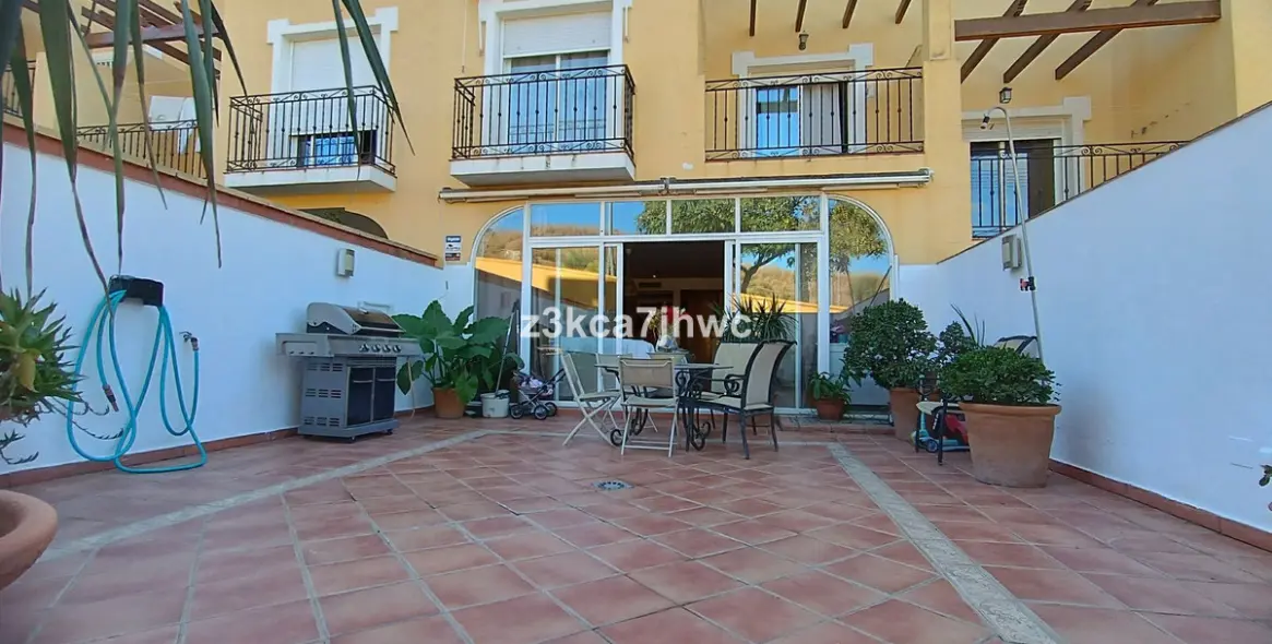 Продажа таунхауса в Estepona 18