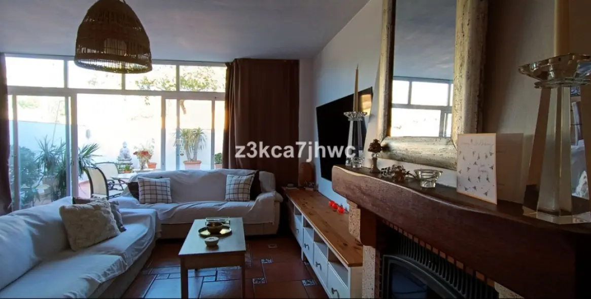 Sale of townhouse in Estepona 24