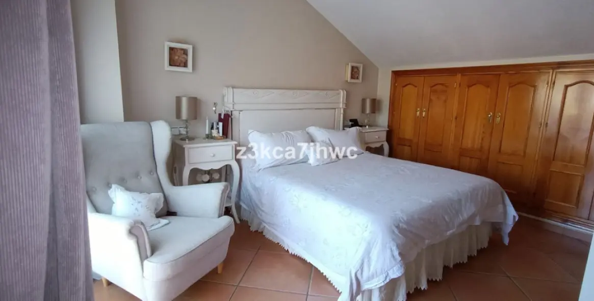 Sale of townhouse in Estepona 31