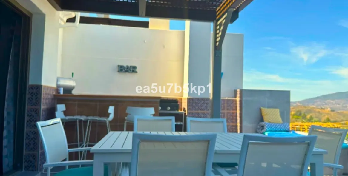 Sale of penthouse duplex in Mijas Costa 10