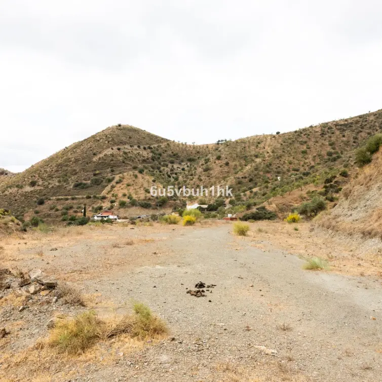 Sale of residential plot in Estacion de Cartama