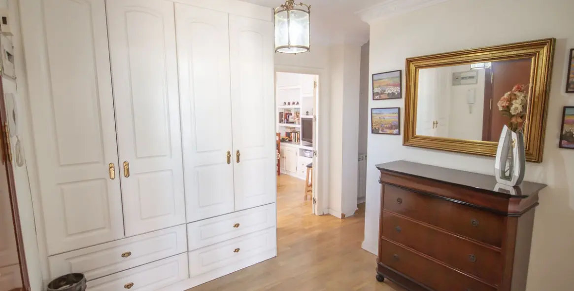 Sale of penthouse in Estepona 20