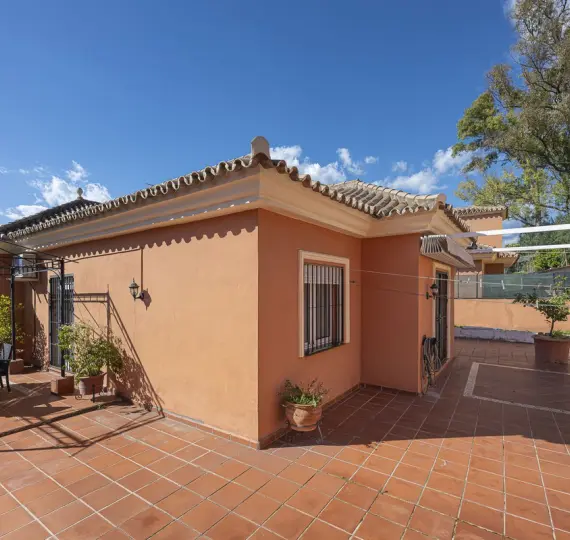 Sale of detached villa in La Quinta