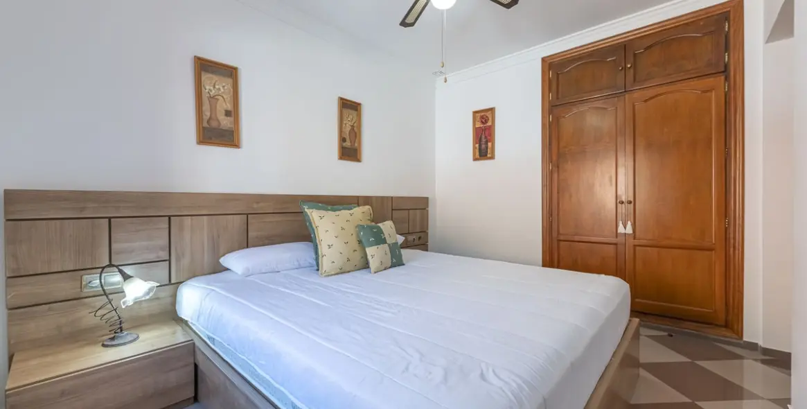 Продажа  отдельно стоящей виллы в La Quinta 22