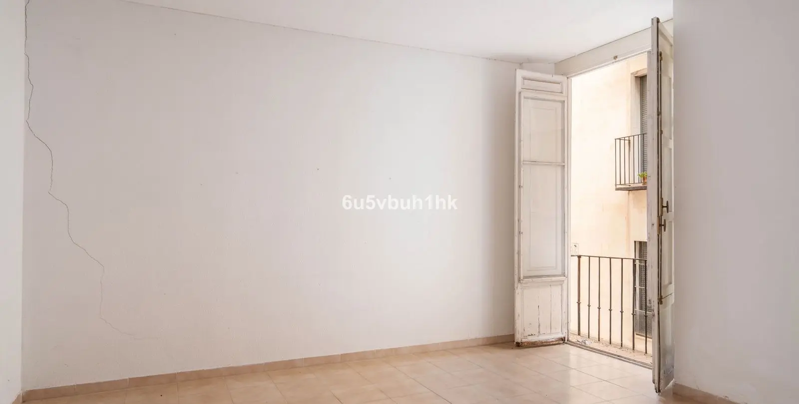 Sale of ground floor apartment in Malaga - Centro 3