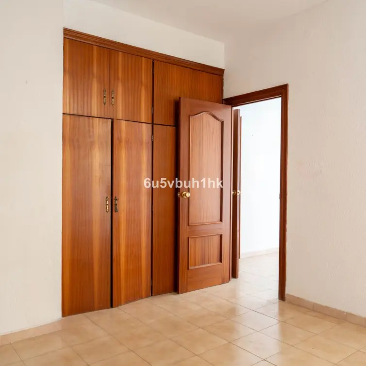 Sale of ground floor apartment in Malaga - Centro