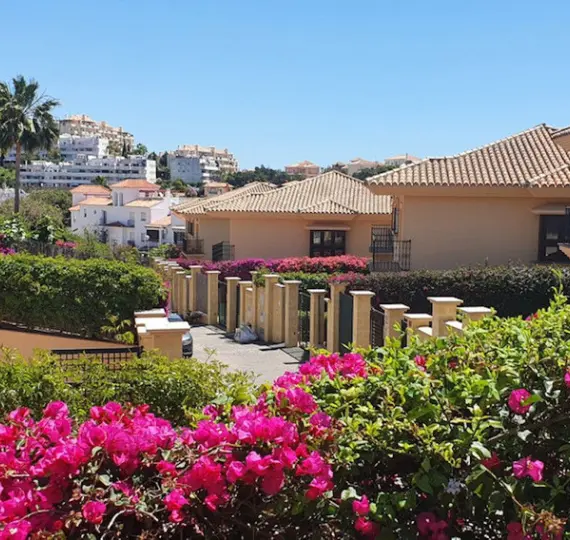 Продажа дома на две семьи в Riviera del Sol