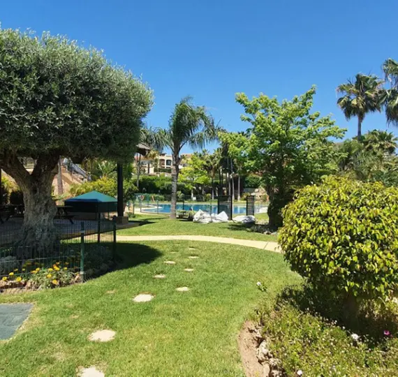 Продажа дома на две семьи в Riviera del Sol