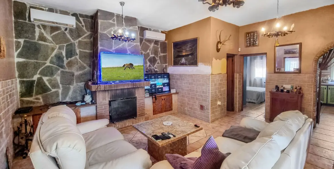 Venta de finca - cortijo en Casares 8