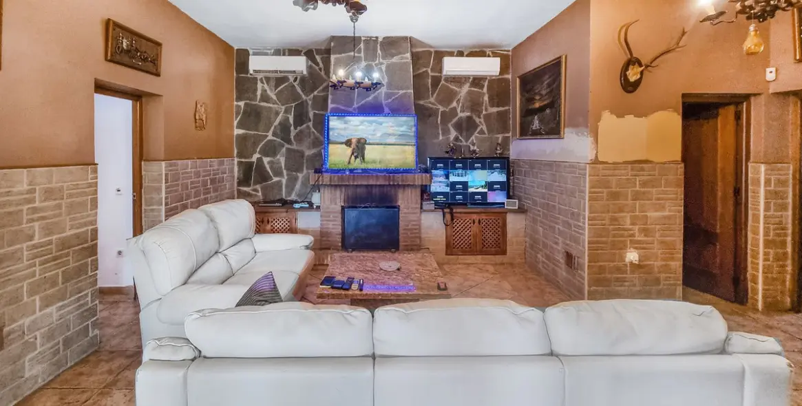 Venta de finca - cortijo en Casares 14