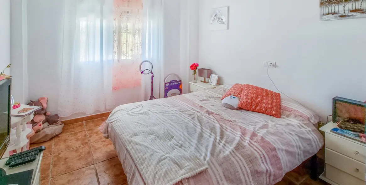 Venta de finca - cortijo en Casares 18