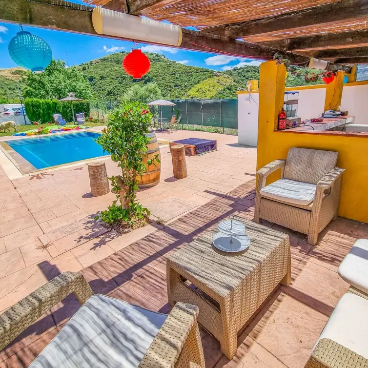 Sale of finca - cortijo in Casares