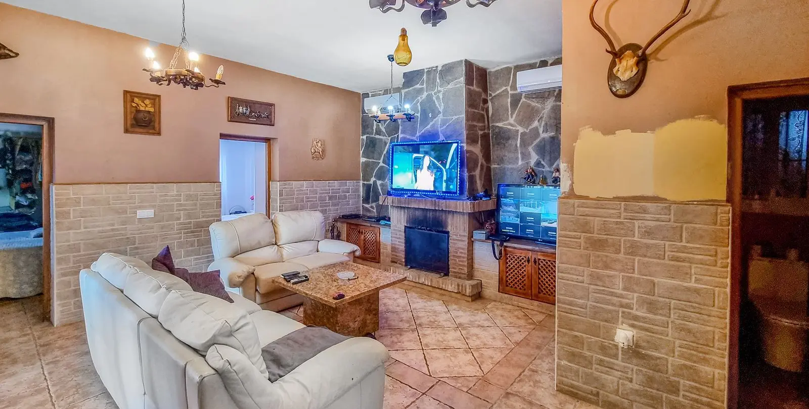 Sale of finca - cortijo in Casares 13