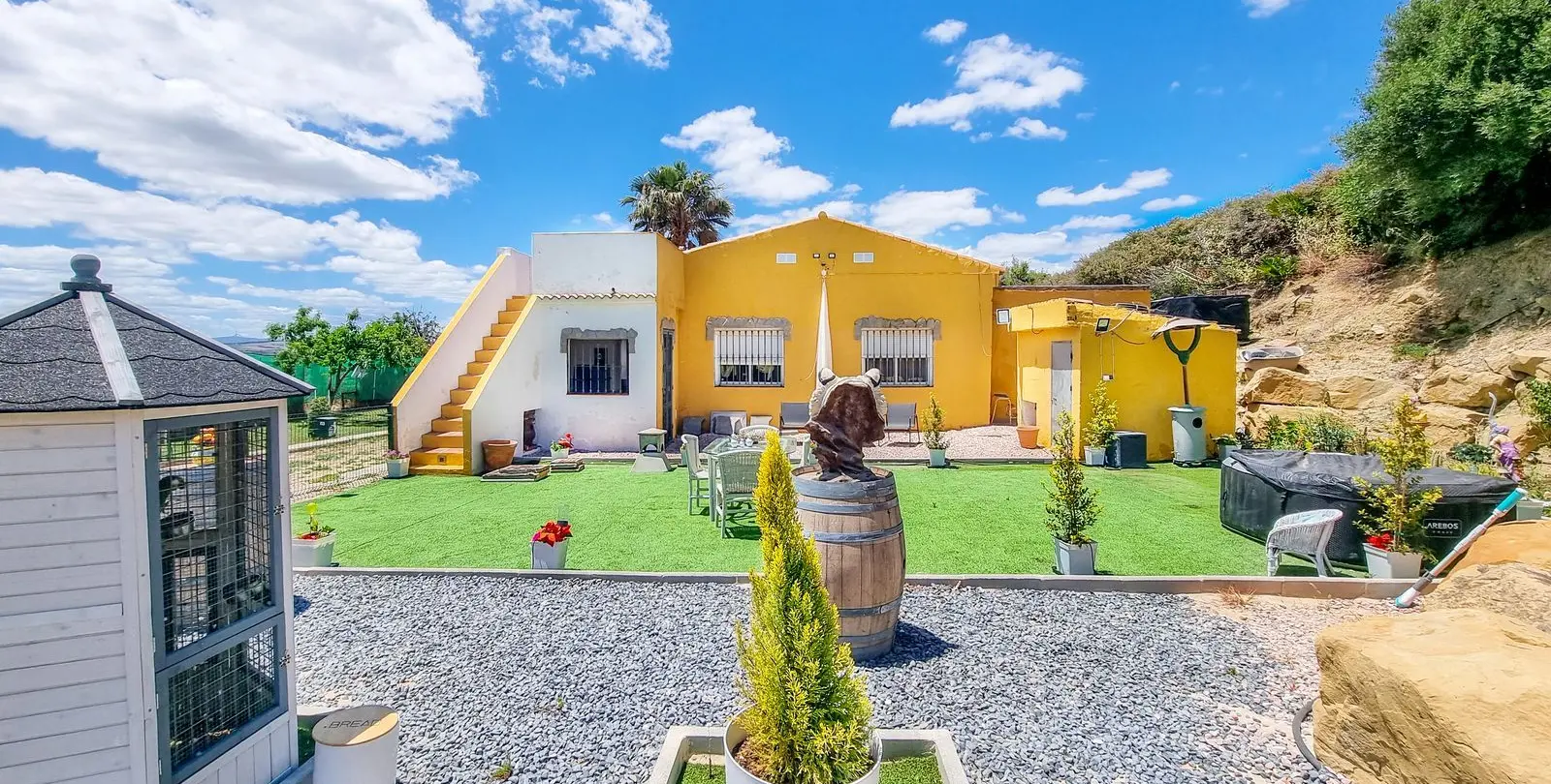 Sale of finca - cortijo in Casares 28