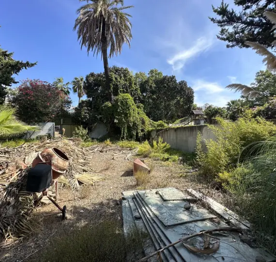 Venta de parcela residencial en Nueva Andalucía