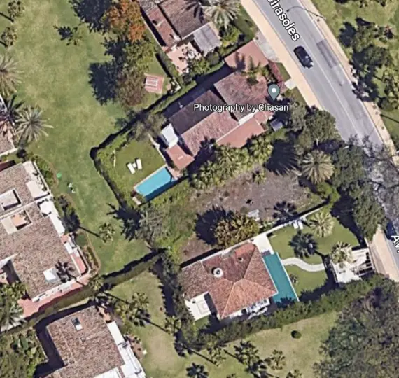 Venta de parcela residencial en Nueva Andalucía