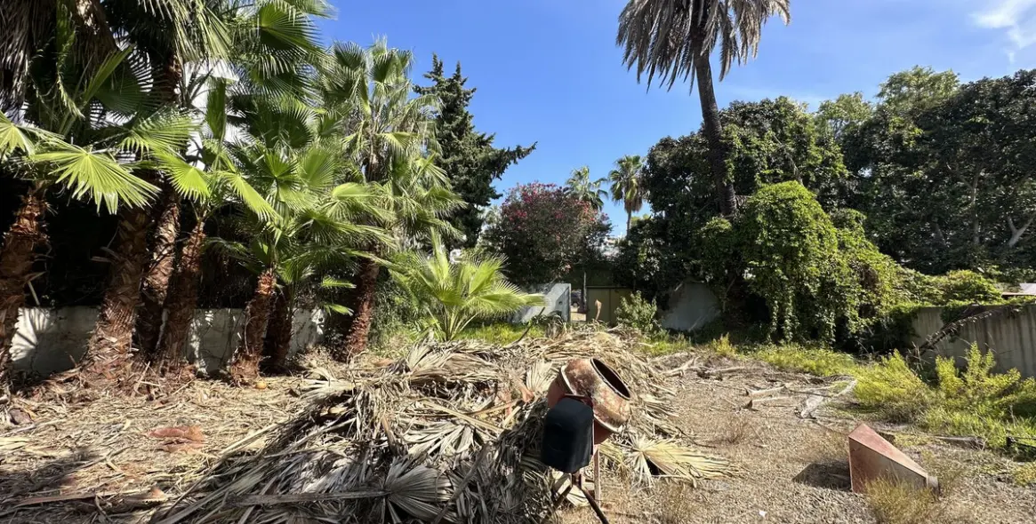 Продажа  жилого участка в Nueva Andalucía 7